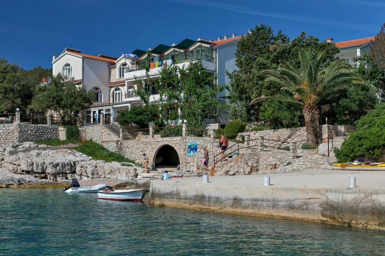 Villa Ruza Zastražišće Exterior foto